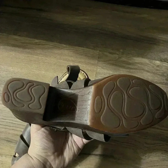 BORN WOMENS HARTLEY SANDALS 11 New Without Box Never Worn - Picture 6 of 6